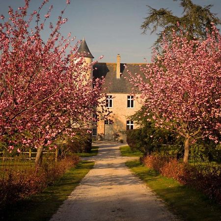 Chateau De Monfreville Exterior photo